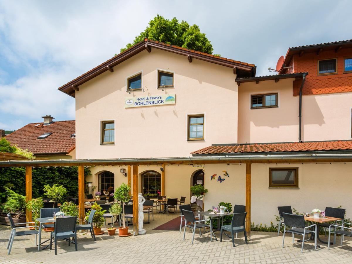 Hotel & Ferienwohnungen Bohlenblick Saalfeld Saale المظهر الخارجي الصورة