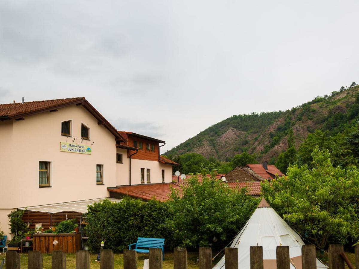 Hotel & Ferienwohnungen Bohlenblick Saalfeld Saale المظهر الخارجي الصورة
