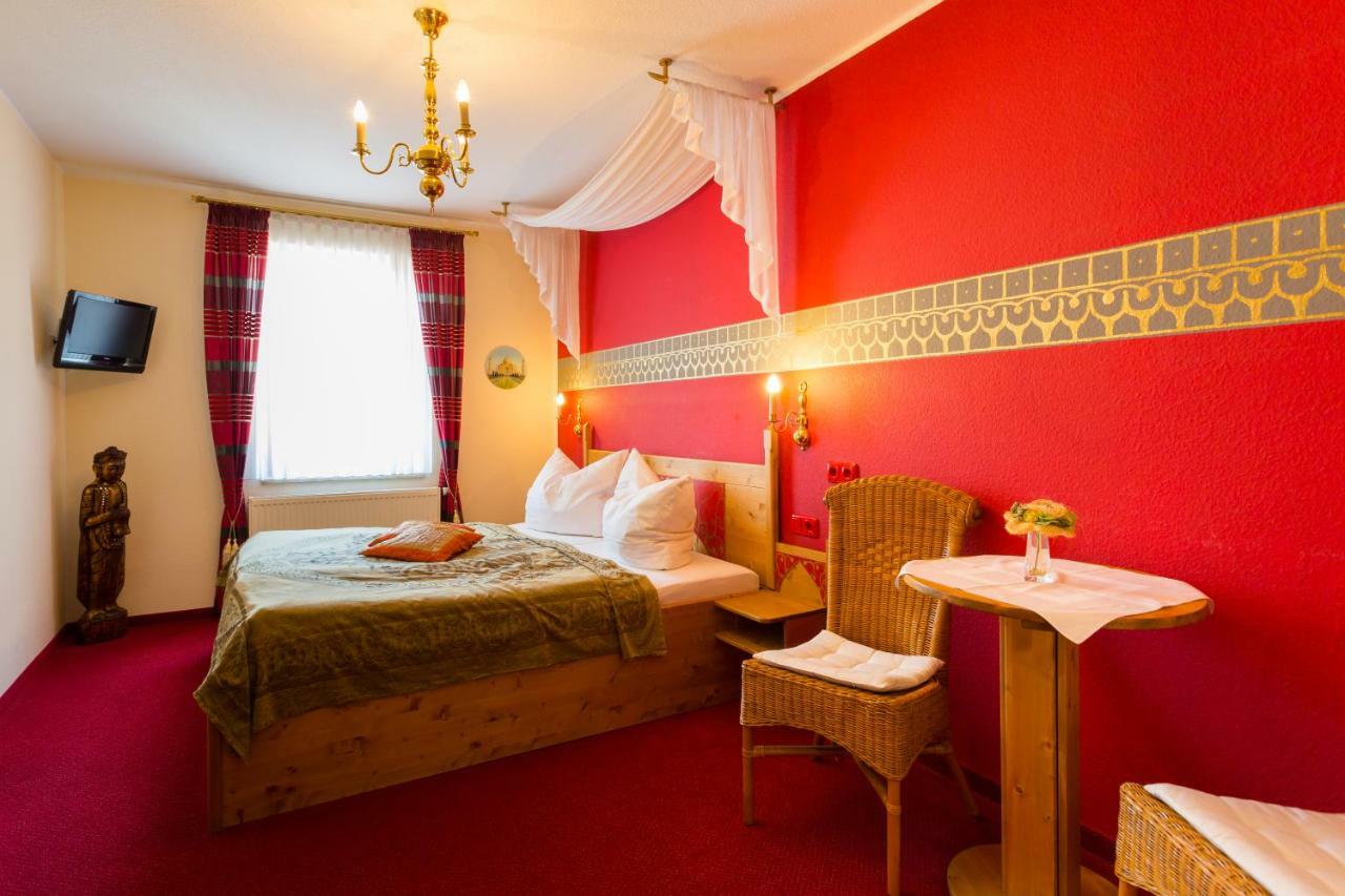 Hotel & Ferienwohnungen Bohlenblick Saalfeld Saale المظهر الخارجي الصورة