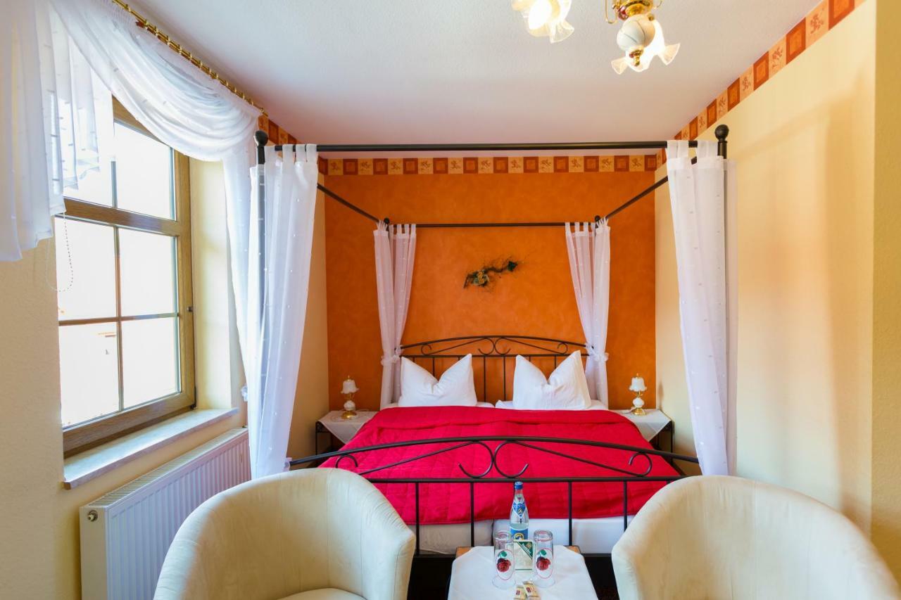 Hotel & Ferienwohnungen Bohlenblick Saalfeld Saale المظهر الخارجي الصورة