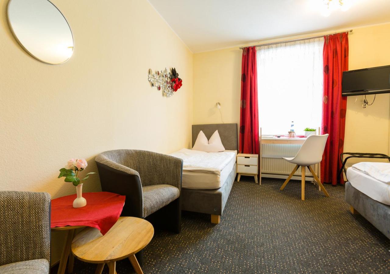 Hotel & Ferienwohnungen Bohlenblick Saalfeld Saale المظهر الخارجي الصورة